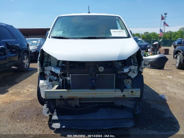 3N6CM0KN8JK704318 Nissan Nv200 S