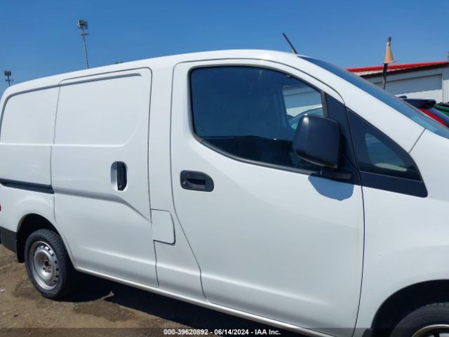 3N6CM0KN8JK704318 Nissan Nv200 S