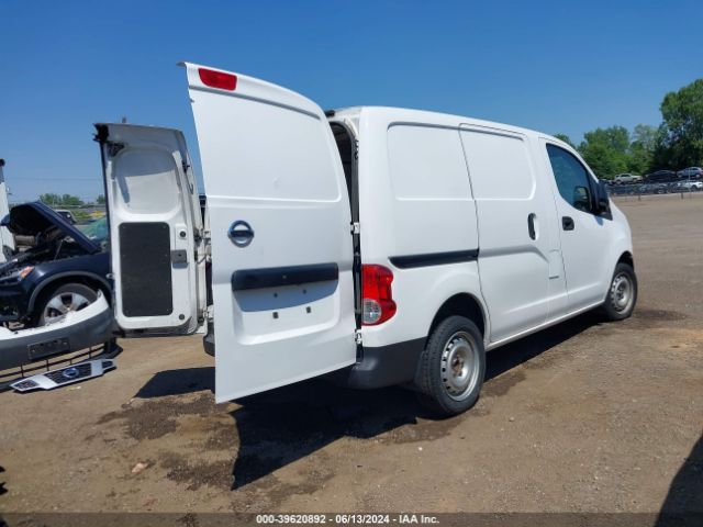 3N6CM0KN8JK704318 Nissan Nv200 S