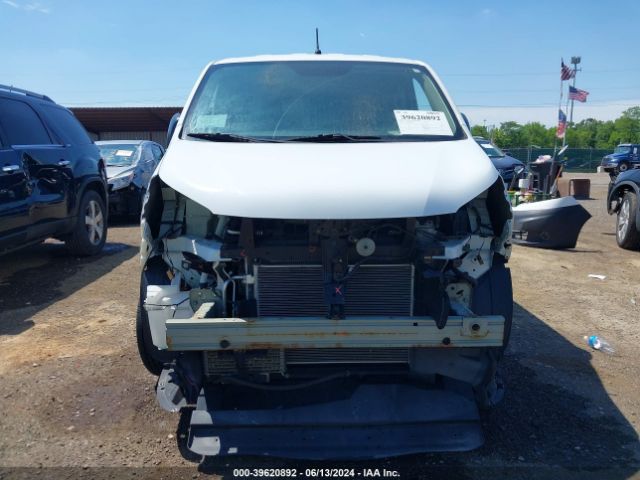3N6CM0KN8JK704318 Nissan Nv200 S