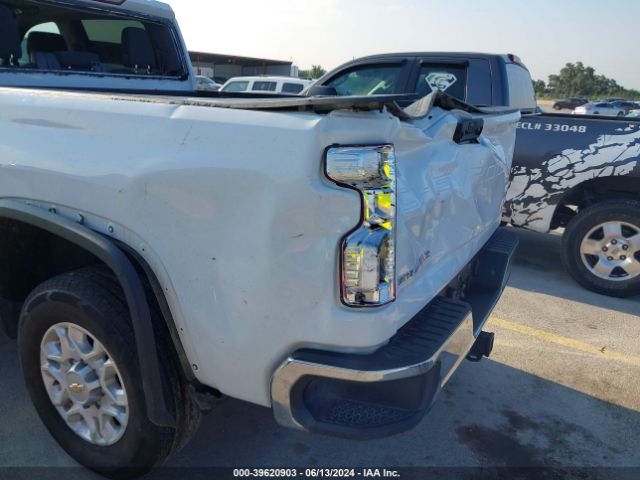 1GC1YNEY4NF263654 Chevrolet Silverado 2500hd 4wd  Standard Bed Lt