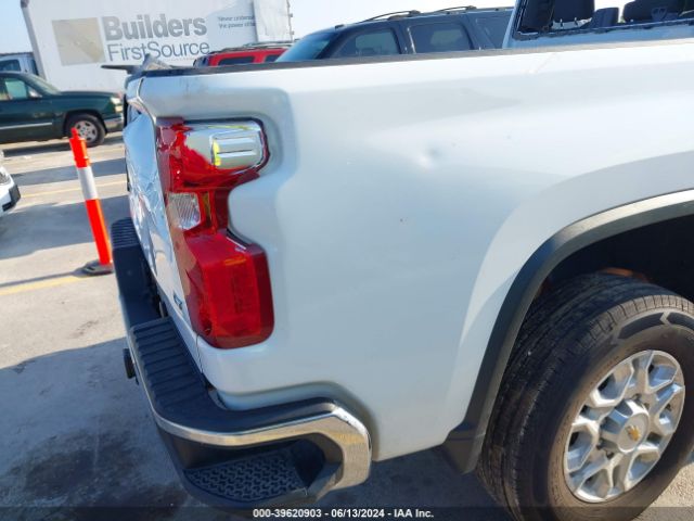 1GC1YNEY4NF263654 Chevrolet Silverado 2500hd 4wd  Standard Bed Lt