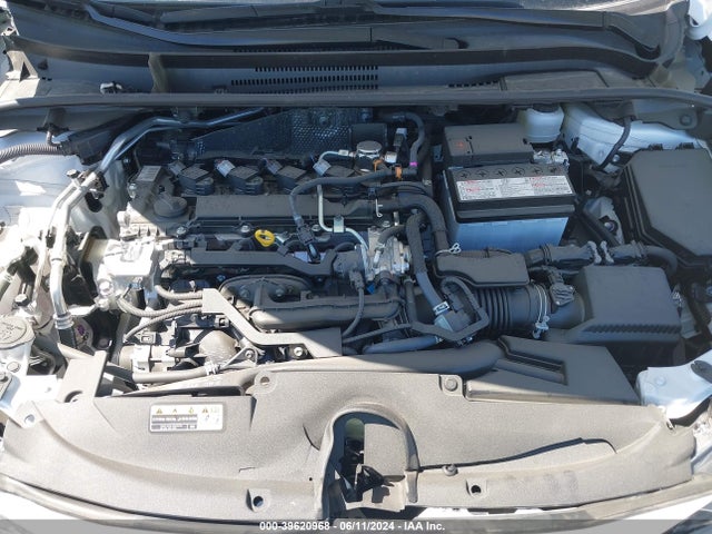 JTND4MBE8P3210971 Toyota COROLLA SE