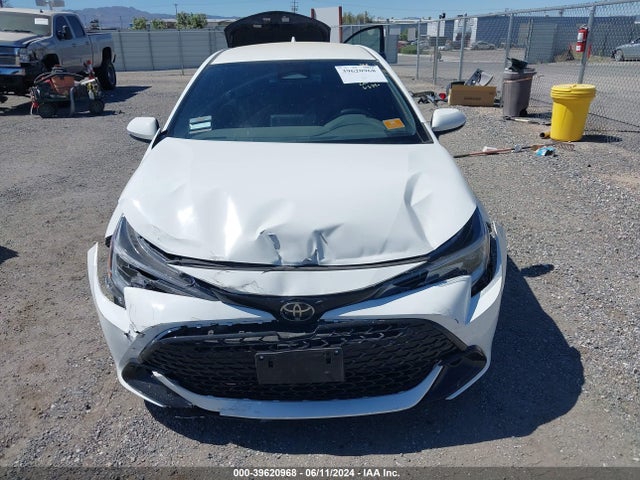 JTND4MBE8P3210971 Toyota COROLLA SE