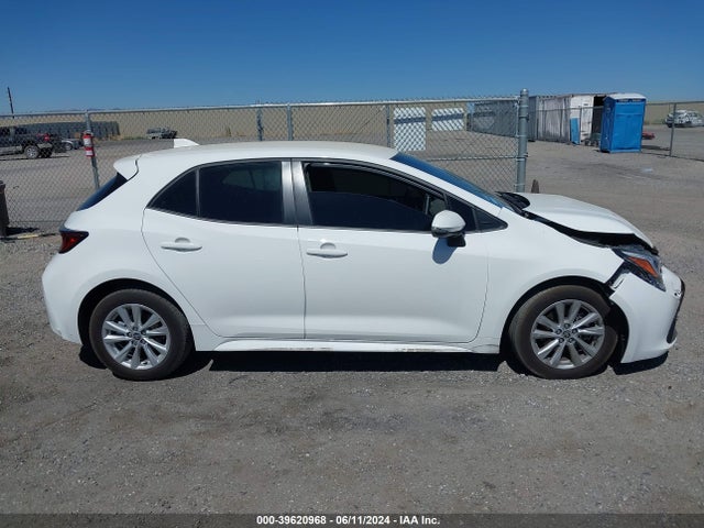 JTND4MBE8P3210971 Toyota COROLLA SE