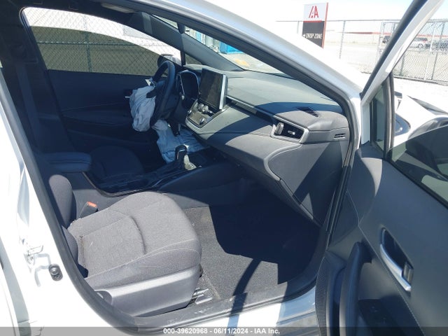 JTND4MBE8P3210971 Toyota COROLLA SE