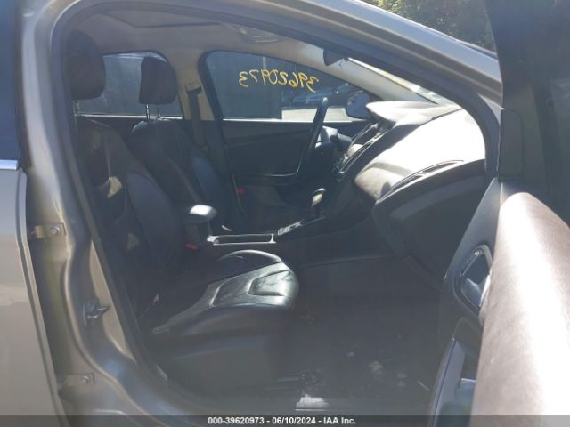 1FADP3N2XFL293704 Ford Focus Titanium