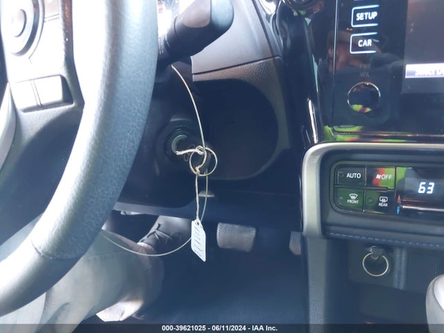 Toyota COROLLA SE 2018 2T1BURHE6JC039782 Image 11