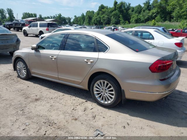 1VWBT7A37GC016008 Volkswagen Passat 1.8t Se