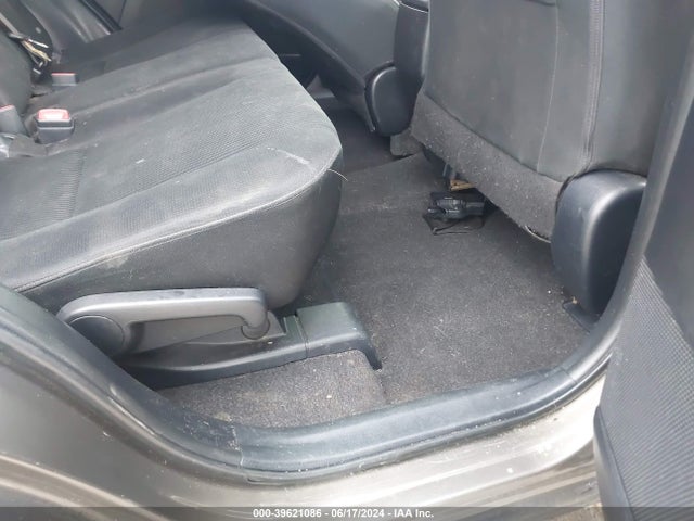 Toyota Rav4 Xle 2015 JTMWFREV2FD055696 Image 8