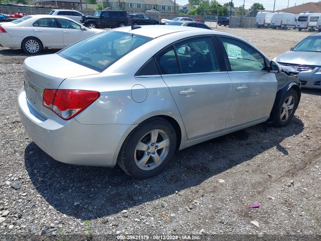 Chevrolet Cruze 1lt Auto 2014 1G1PC5SB6E7304555 Image 4