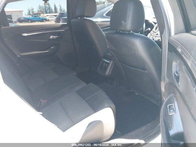 Chevrolet IMPALA 1LT 2018 2G1105S3XJ9147189 Image 8