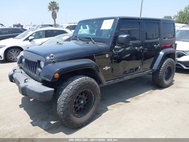 1C4BJWDG8EL241617 Jeep Wrangler Unlimited Freedom Edition