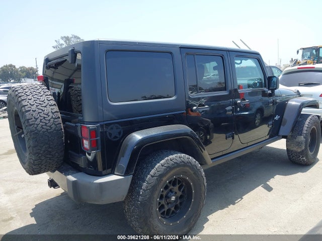 1C4BJWDG8EL241617 Jeep Wrangler Unlimited Freedom Edition