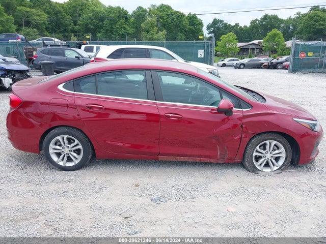Chevrolet CRUZE LT 2019 1G1BE5SM3K7102886 Image 13