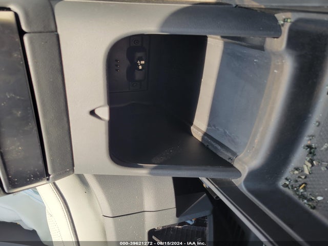 Rivian R1t Launch Edition 2022 7FCTGAAL2NN010606 Image 12