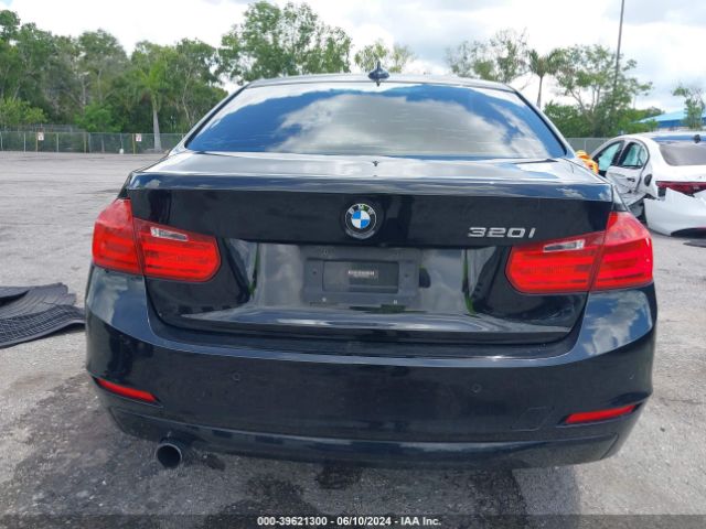 WBA3B1C5XFP831605 BMW 320i