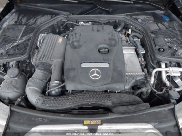 55SWF4JB4HU223329 Mercedes-Benz C 300 Luxury/sport