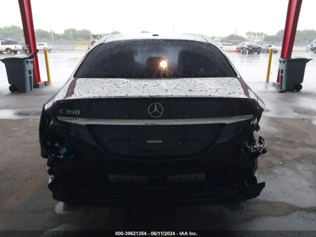 55SWF4JB4HU223329 Mercedes-Benz C 300 Luxury/sport