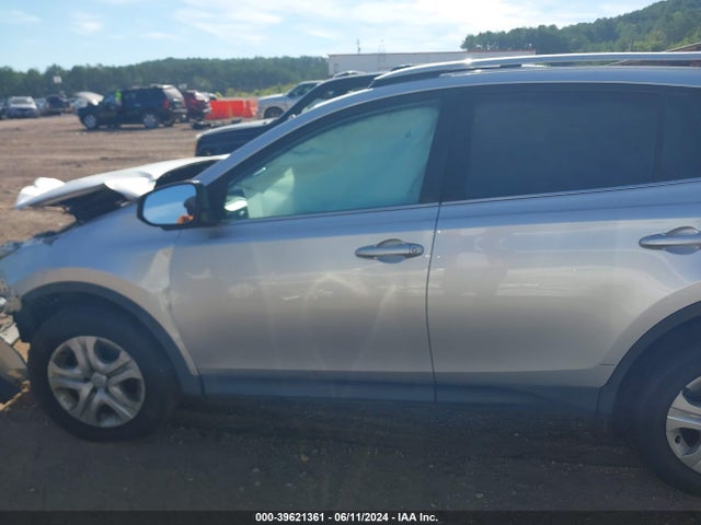 Toyota RAV4 LE 2015 2T3ZFREV9FW149851 Image 14