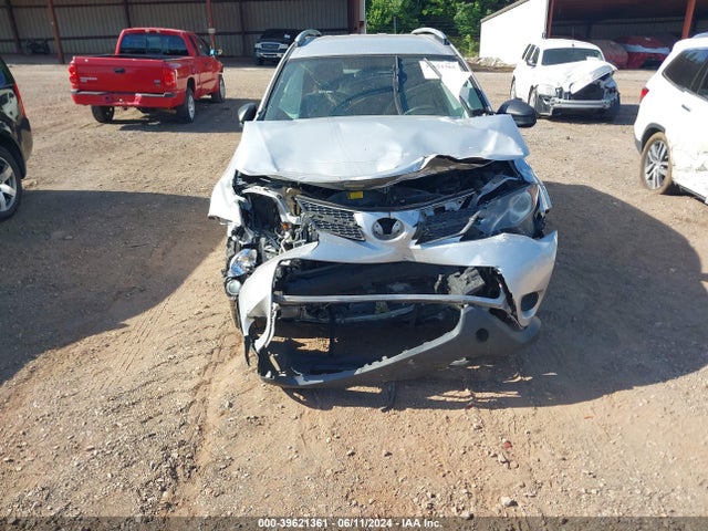 Toyota RAV4 LE 2015 2T3ZFREV9FW149851 Image 6