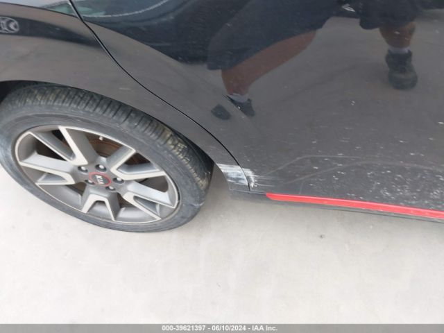 KNDJ63AU5M7762923 KIA Soul Gt-line