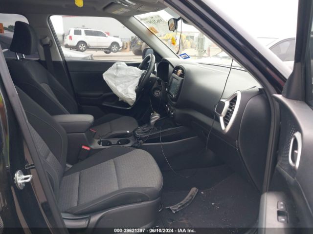KNDJ63AU5M7762923 KIA Soul Gt-line