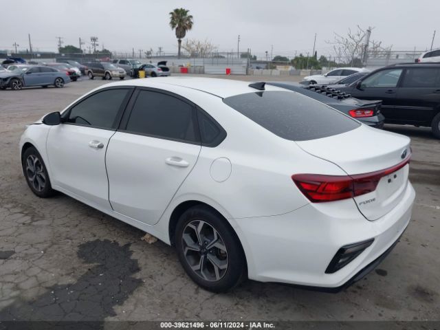 3KPF24AD7KE018339 KIA Forte Lxs