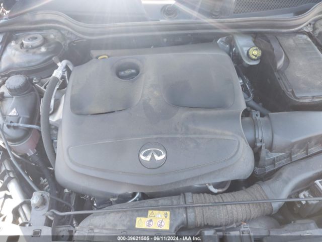SJKCH5CP8HA023086 Infiniti Qx30 Premium