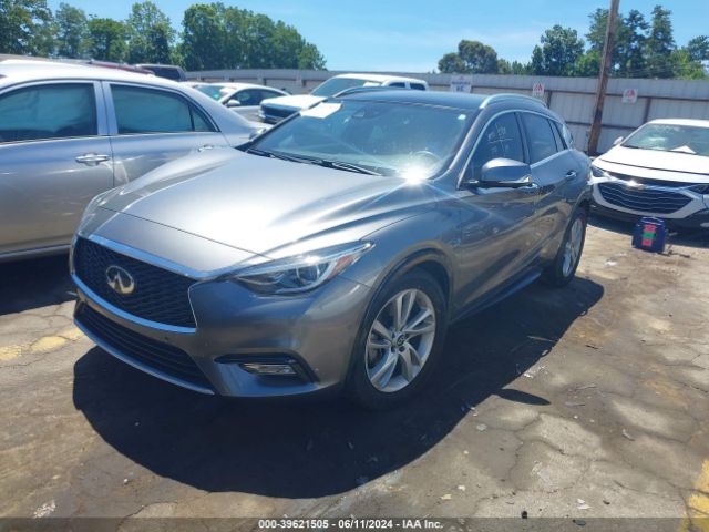 SJKCH5CP8HA023086 Infiniti Qx30 Premium