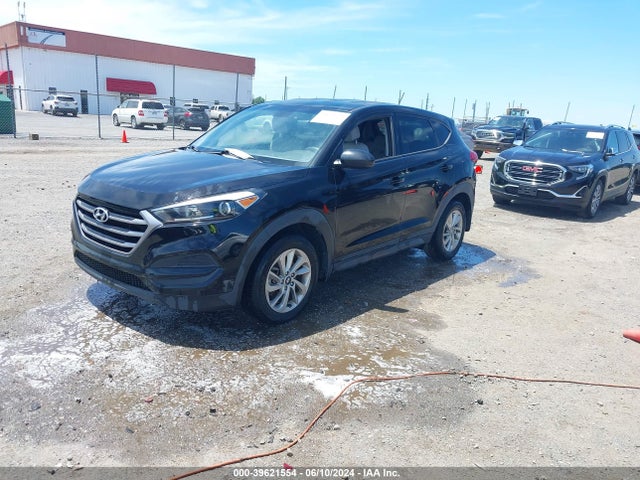 Hyundai TUCSON SE 2017 KM8J23A48HU557983 Image 2