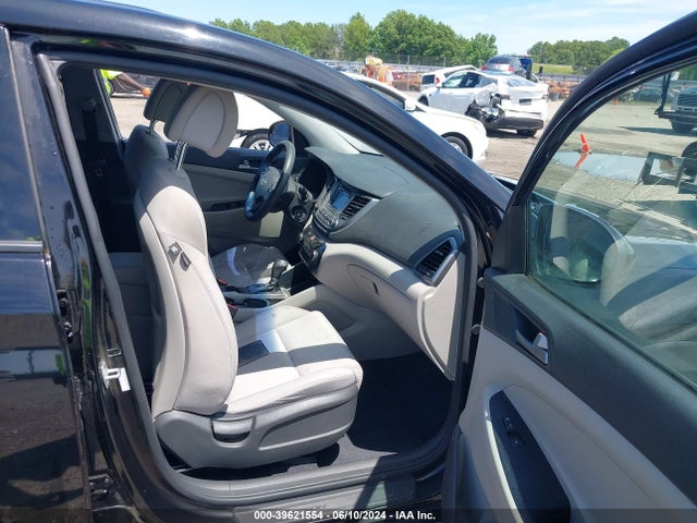 Hyundai TUCSON SE 2017 KM8J23A48HU557983 Image 5