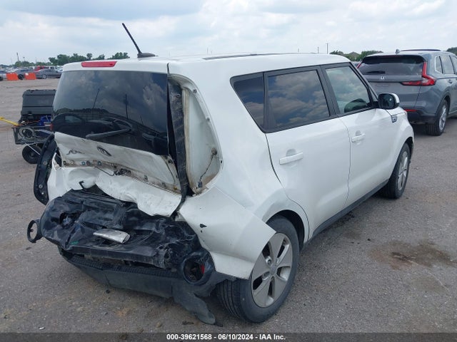 KIA SOUL + 2016 KNDJP3A57G7395713 Image 4