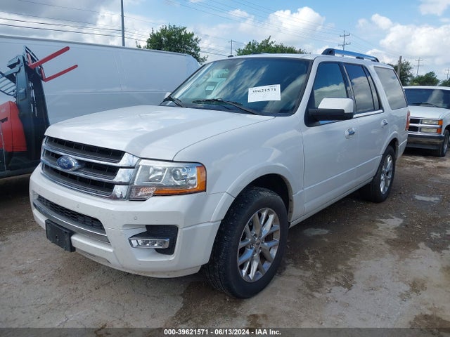 Ford Expedition Limited 2015 1FMJU1KT6FEF18899 Image 2
