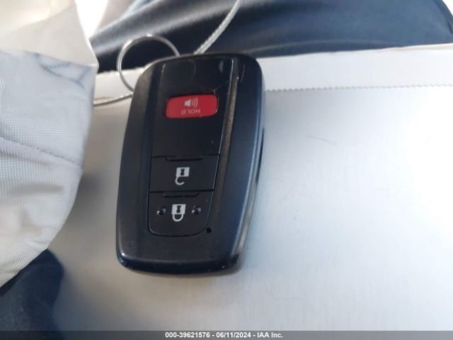 JTDL9MFU3N3034413 Toyota Prius Le Awd-e