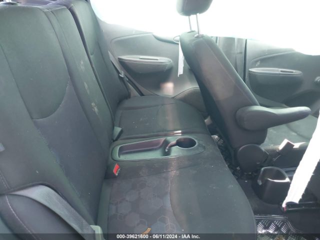 KL8CB6SA8HC830762 Chevrolet Spark Ls Cvt