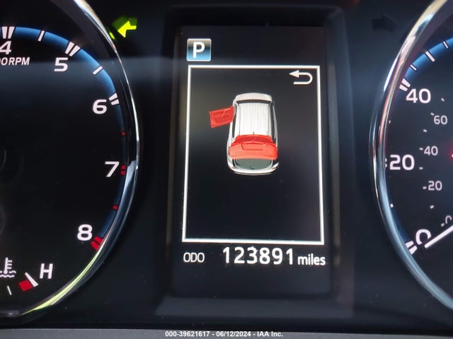 Toyota Rav4 Xle 2016 2T3WFREV7GW257308 Image 15