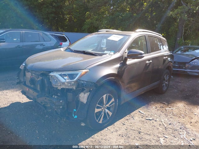 Toyota Rav4 Xle 2016 2T3WFREV7GW257308 Image 2