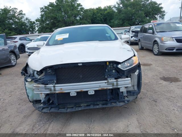 3FA6P0HD5ER377515 Ford FUSION SE