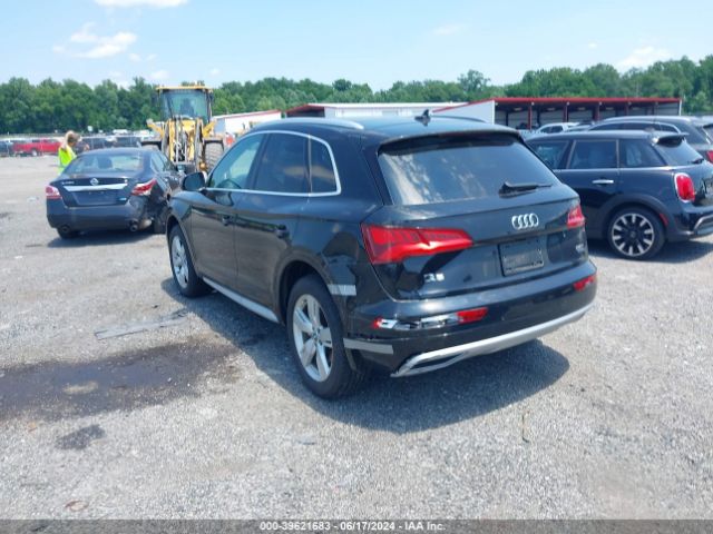 WA1BNAFY2J2088899 Audi Q5 2.0t Premium/2.0t Tech Premium