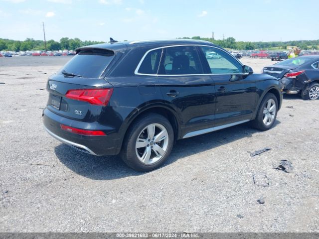 WA1BNAFY2J2088899 Audi Q5 2.0t Premium/2.0t Tech Premium