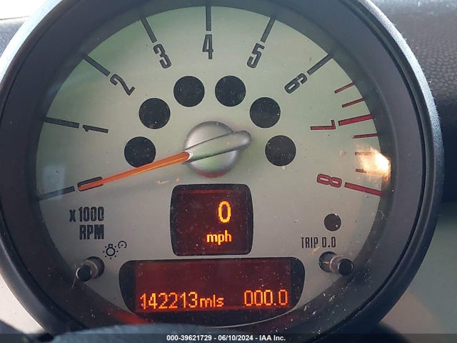 2011 MINI COOPER WMWSU3C52BT251378 Photo 6