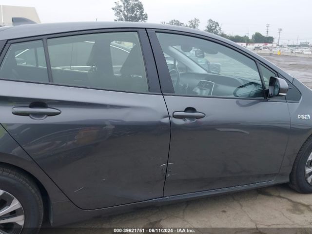 JTDKARFP2L3143243 Toyota Prius Prime Le