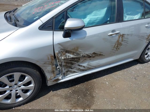 5YFB4MDE1RP163950 Toyota COROLLA LE