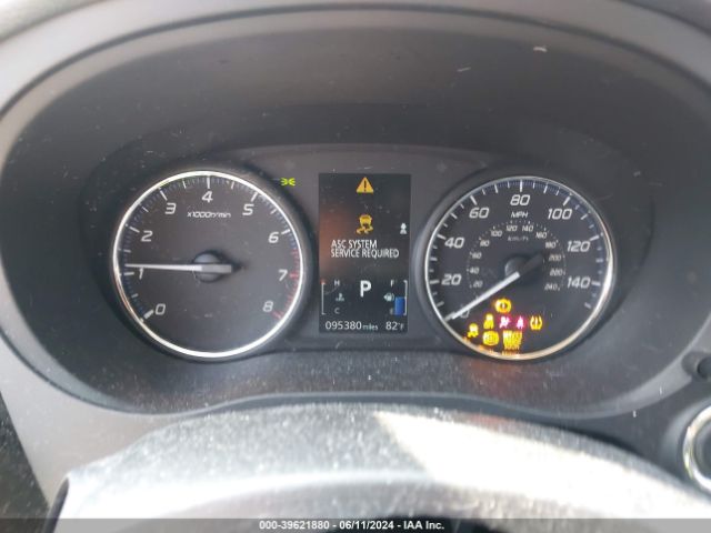 JA4AD3A38KZ043805 Mitsubishi Outlander Se