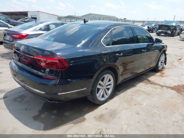1VWBA7A33JC043462 Volkswagen Passat 2.0t Se