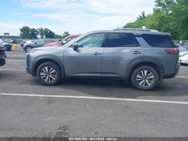 5N1DR3CC7RC255380 Nissan Pathfinder Sl 4wd