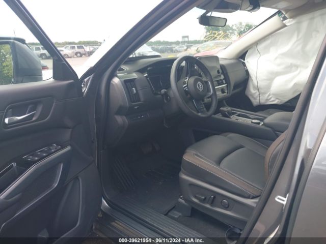5N1DR3CC7RC255380 Nissan Pathfinder Sl 4wd