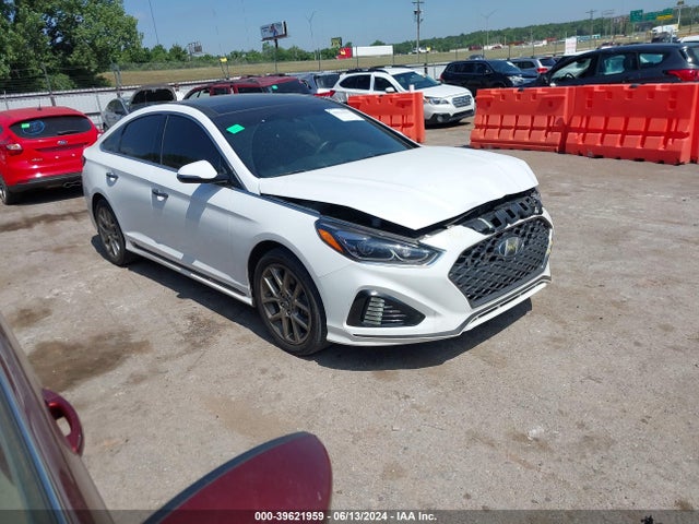2019 5NPE34AB2KH754754 main image