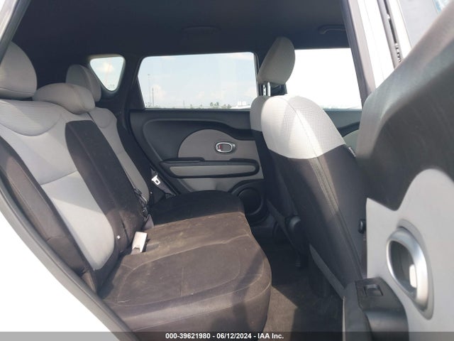 KIA Soul 2015 KNDJN2A25F7164362 Image 8